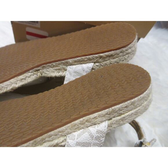 NEW Michael Kors MK Mini Logo PVC Meg Thong Vanilla Signature Size 5 - Picture 14 of 16